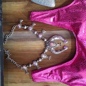 Large Silver Tone Western Glam necklace